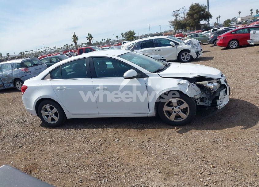 Photo 13 of 2014 Chevrolet Cruze 1LT AUTO (VIN 1G1PC5SB1E7370771)