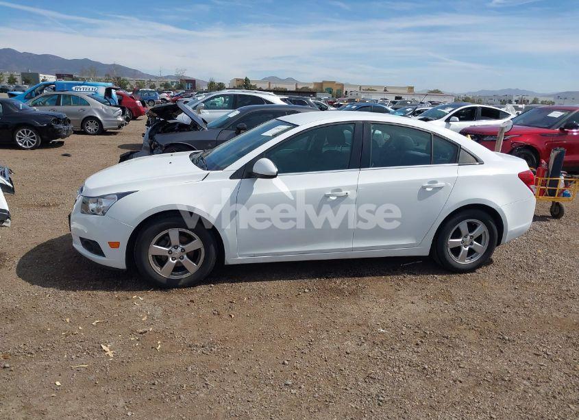 Photo 14 of 2014 Chevrolet Cruze 1LT AUTO (VIN 1G1PC5SB1E7370771)