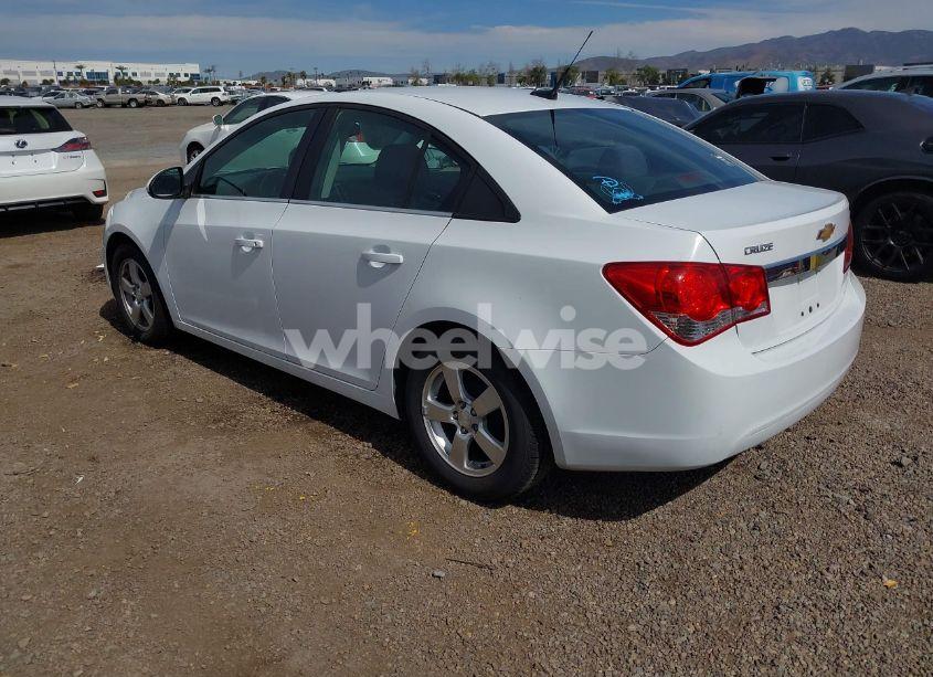 Photo 3 of 2014 Chevrolet Cruze 1LT AUTO (VIN 1G1PC5SB1E7370771)