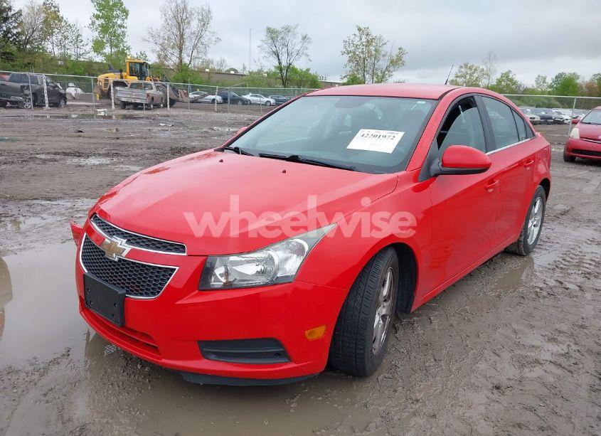 Photo 2 of 2014 Chevrolet Cruze 1LT AUTO (VIN 1G1PC5SB1E7387778)