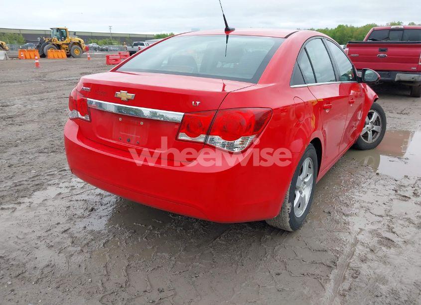 Photo 4 of 2014 Chevrolet Cruze 1LT AUTO (VIN 1G1PC5SB1E7387778)