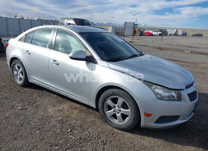 2014 Chevrolet Cruze 1LT AUTO (VIN 1G1PC5SB1E7399610) main photo