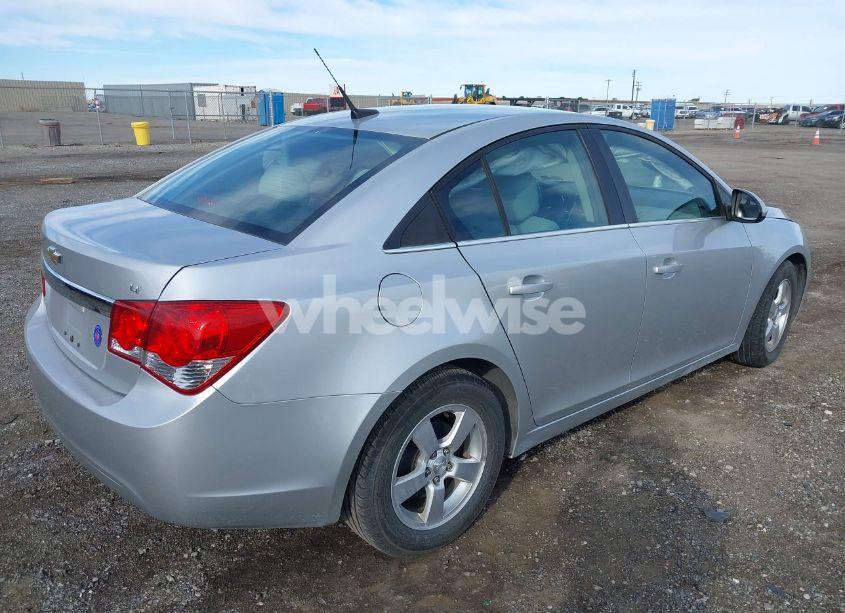 Photo 4 of 2014 Chevrolet Cruze 1LT AUTO (VIN 1G1PC5SB1E7399610)