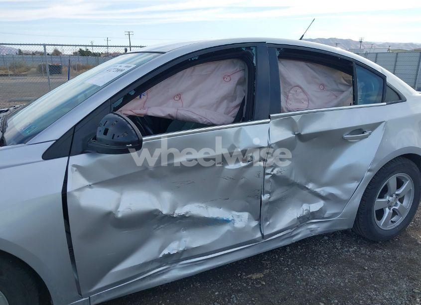 Photo 6 of 2014 Chevrolet Cruze 1LT AUTO (VIN 1G1PC5SB1E7399610)