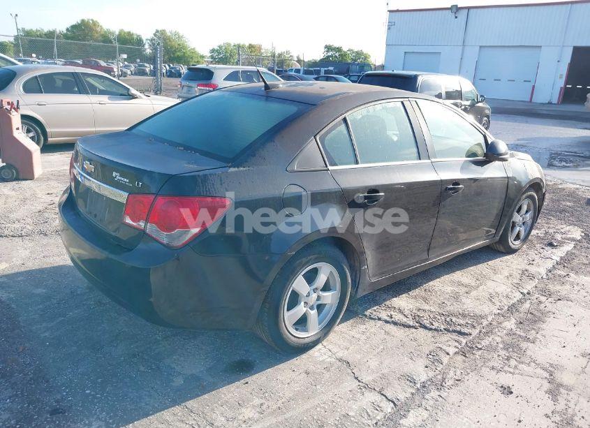 Photo 4 of 2014 Chevrolet Cruze 1LT AUTO (VIN 1G1PC5SB1E7429270)