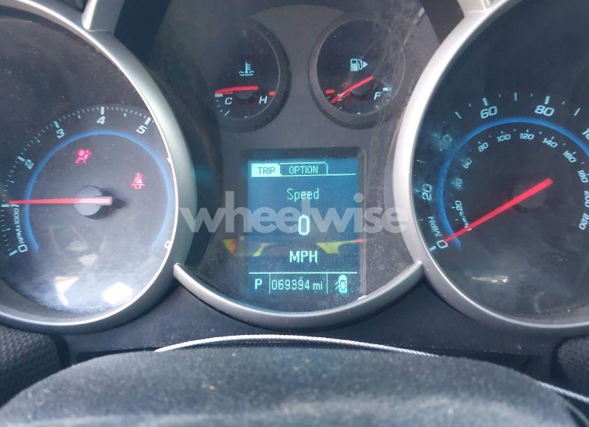 Photo 7 of 2014 Chevrolet Cruze 1LT AUTO (VIN 1G1PC5SB1E7429270)