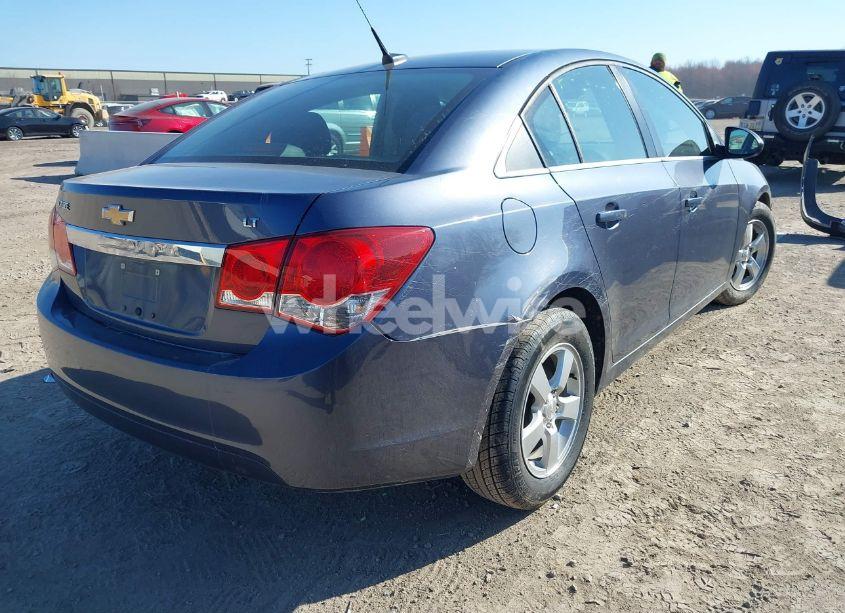Photo 4 of 2014 Chevrolet Cruze 1LT AUTO (VIN 1G1PC5SB1E7429558)