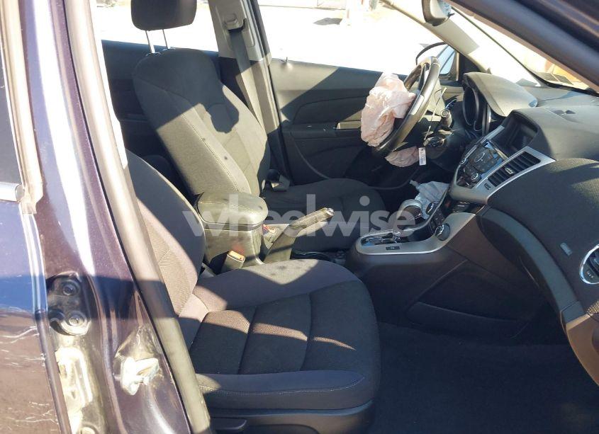 Photo 5 of 2014 Chevrolet Cruze 1LT AUTO (VIN 1G1PC5SB1E7429558)