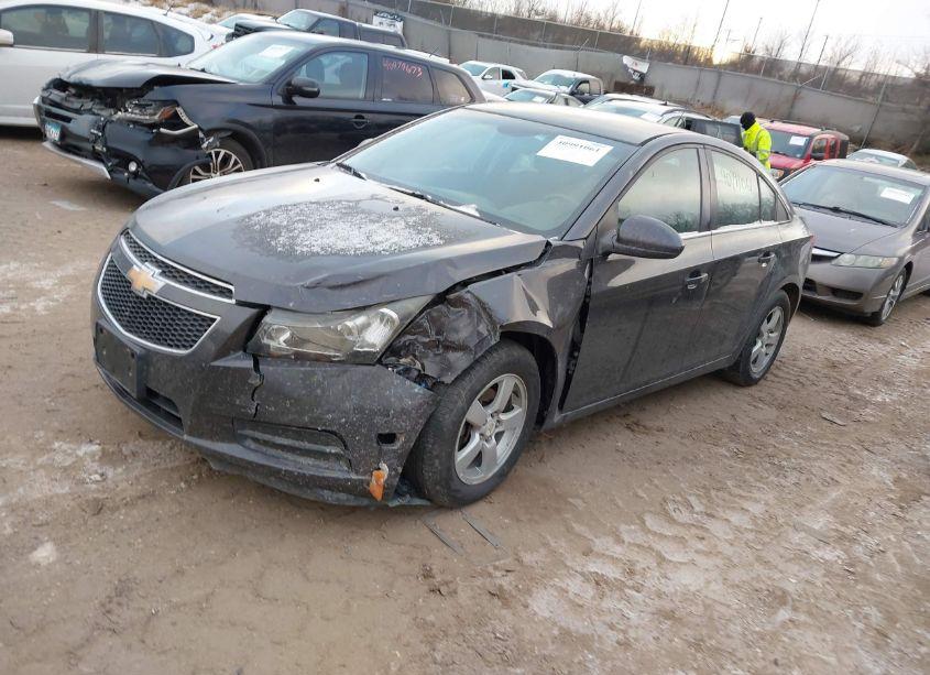 Photo 2 of 2014 Chevrolet Cruze 1LT AUTO (VIN 1G1PC5SB1E7432945)