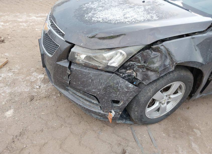 Photo 6 of 2014 Chevrolet Cruze 1LT AUTO (VIN 1G1PC5SB1E7432945)