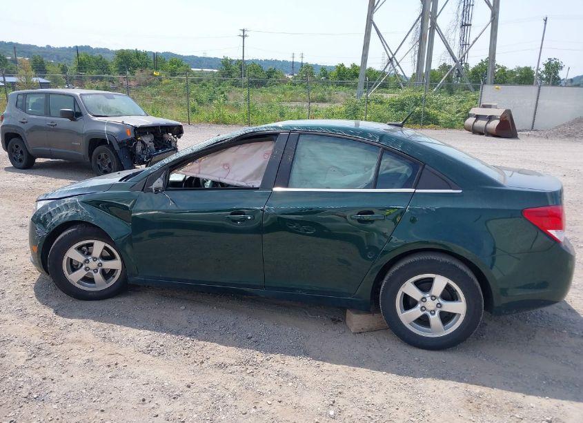 Photo 15 of 2014 Chevrolet Cruze 1LT AUTO (VIN 1G1PC5SB1E7455531)