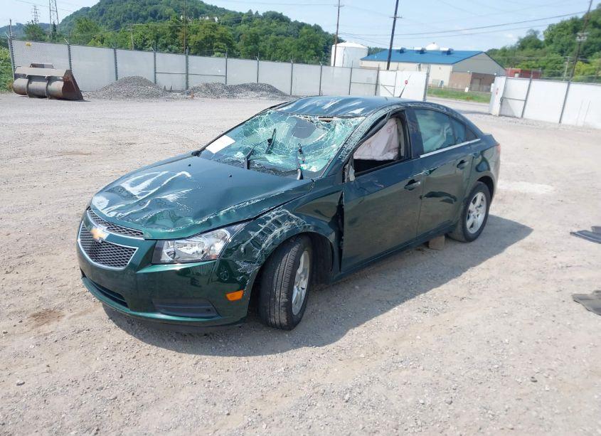 Photo 2 of 2014 Chevrolet Cruze 1LT AUTO (VIN 1G1PC5SB1E7455531)