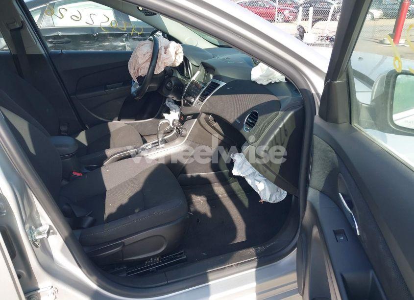 Photo 5 of 2014 Chevrolet Cruze 1LT AUTO (VIN 1G1PC5SB1E7472510)