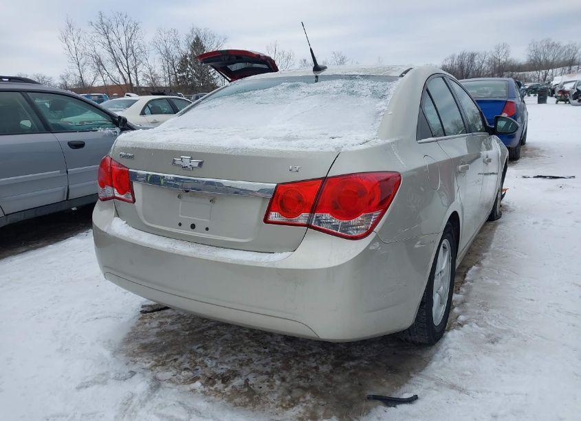 Photo 4 of 2014 Chevrolet Cruze 1LT AUTO (VIN 1G1PC5SB1E7485743)