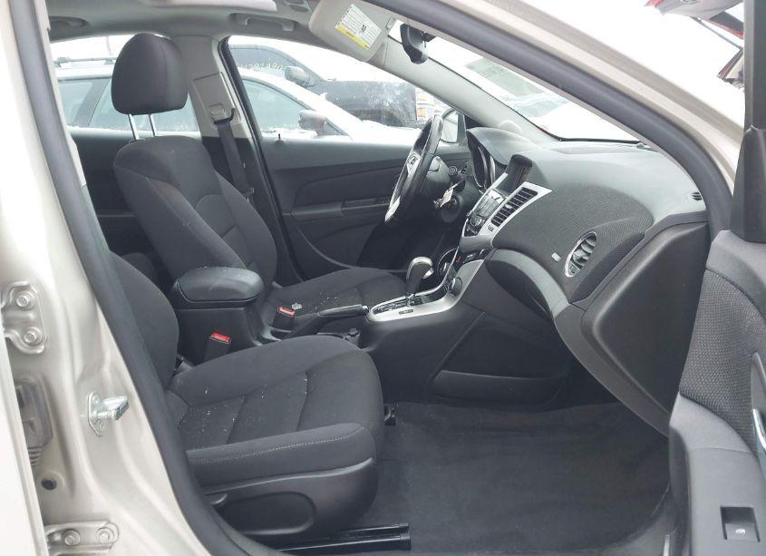 Photo 5 of 2014 Chevrolet Cruze 1LT AUTO (VIN 1G1PC5SB1E7485743)