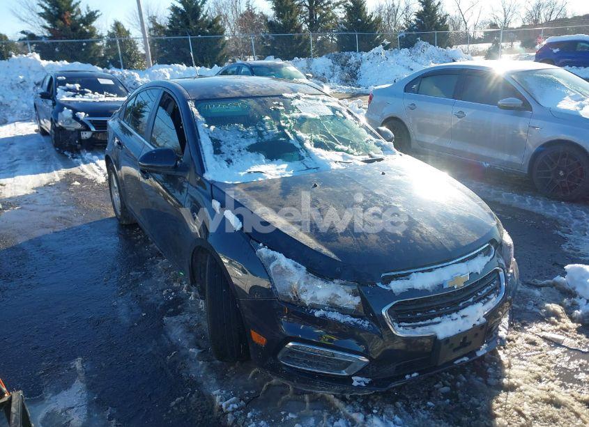 2015 Chevrolet Cruze 1LT AUTO (VIN 1G1PC5SB1F7112557) main photo