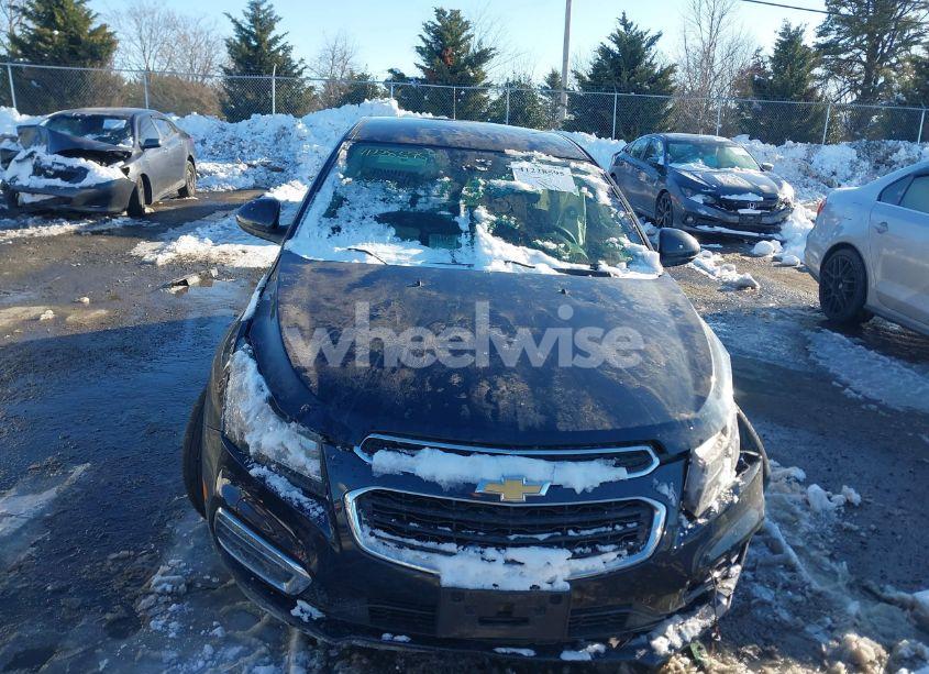 Photo 12 of 2015 Chevrolet Cruze 1LT AUTO (VIN 1G1PC5SB1F7112557)