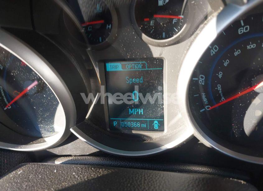 Photo 7 of 2015 Chevrolet Cruze 1LT AUTO (VIN 1G1PC5SB1F7112557)