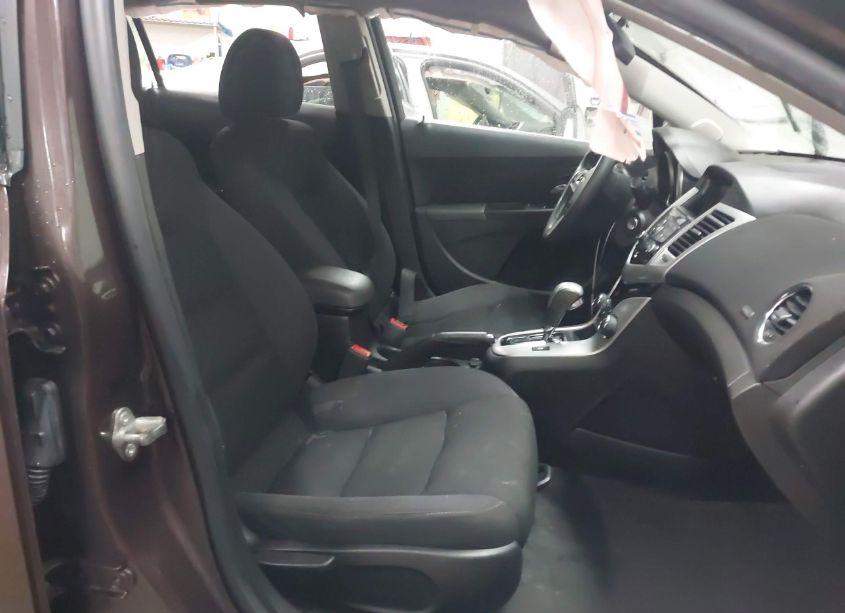 Photo 5 of 2015 Chevrolet Cruze 1LT AUTO (VIN 1G1PC5SB1F7119959)