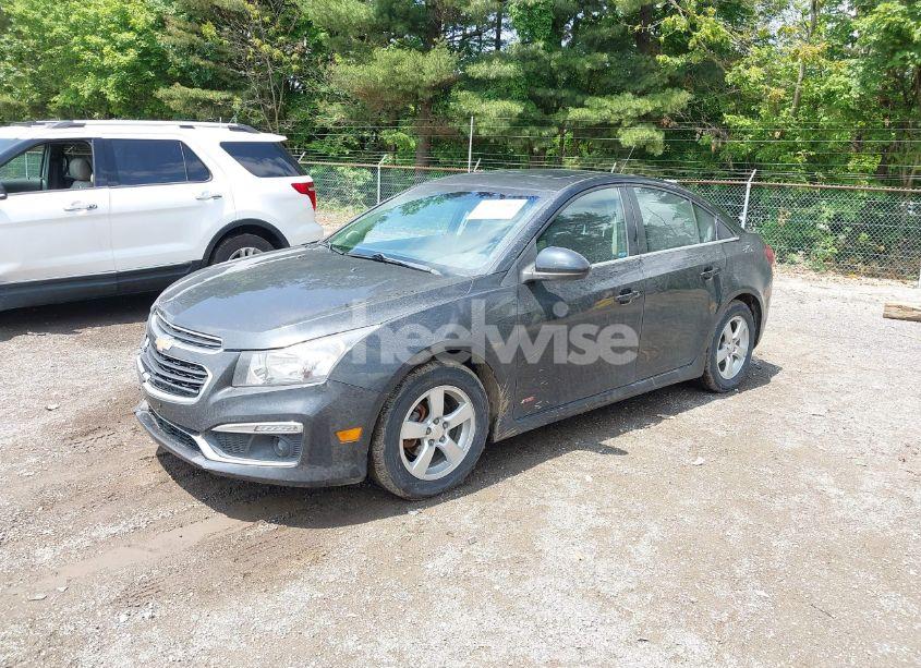 Photo 2 of 2015 Chevrolet Cruze 1LT AUTO (VIN 1G1PC5SB1F7122408)