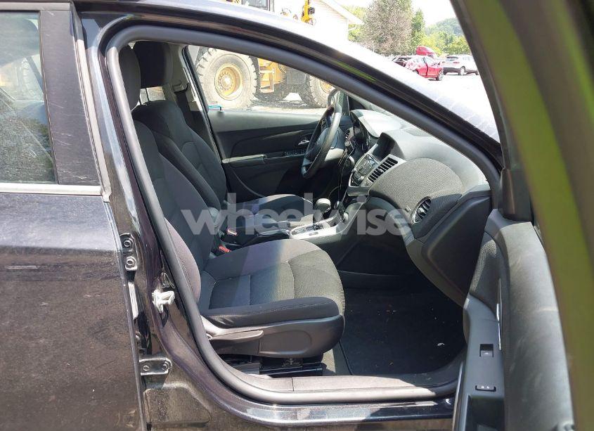 Photo 5 of 2015 Chevrolet Cruze 1LT AUTO (VIN 1G1PC5SB1F7122408)