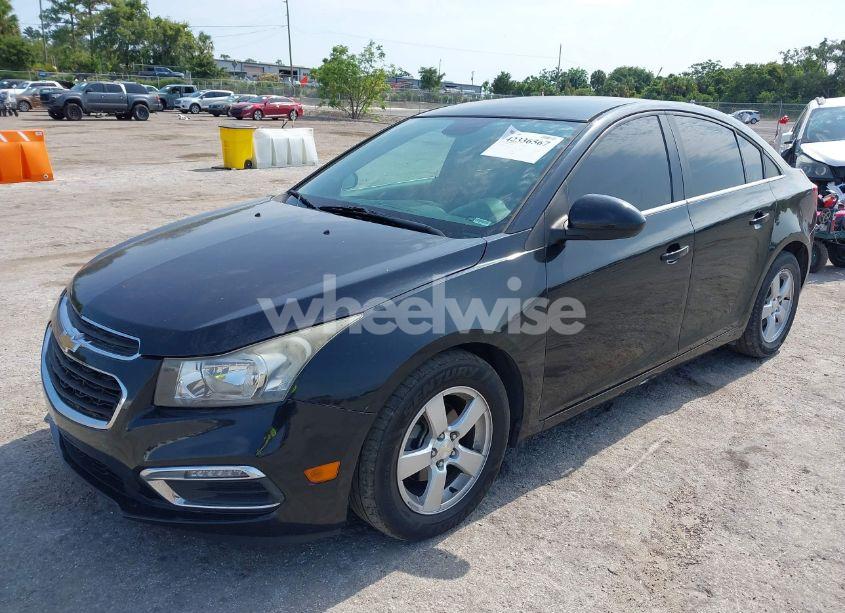 Photo 2 of 2015 Chevrolet Cruze 1LT AUTO (VIN 1G1PC5SB1F7142206)