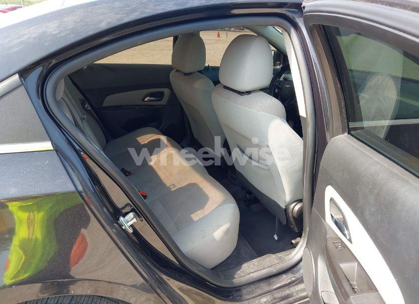 Photo 8 of 2015 Chevrolet Cruze 1LT AUTO (VIN 1G1PC5SB1F7142206)