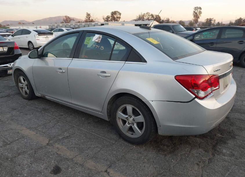 Photo 3 of 2015 Chevrolet Cruze 1LT AUTO (VIN 1G1PC5SB1F7149902)