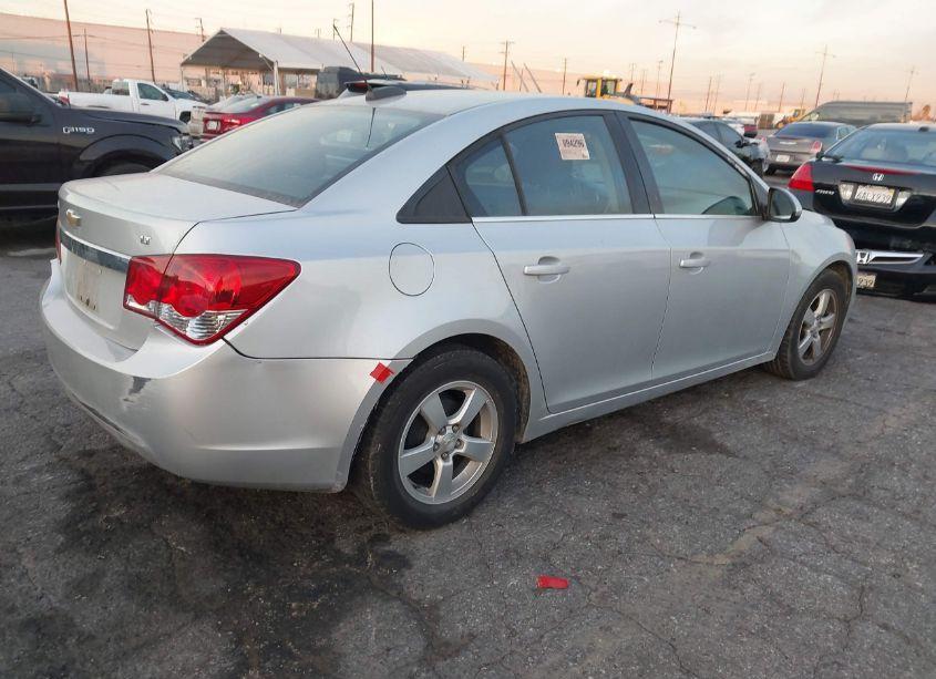 Photo 4 of 2015 Chevrolet Cruze 1LT AUTO (VIN 1G1PC5SB1F7149902)