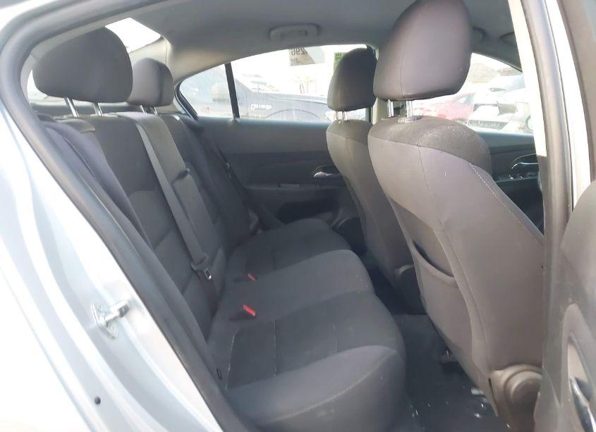 Photo 8 of 2015 Chevrolet Cruze 1LT AUTO (VIN 1G1PC5SB1F7149902)