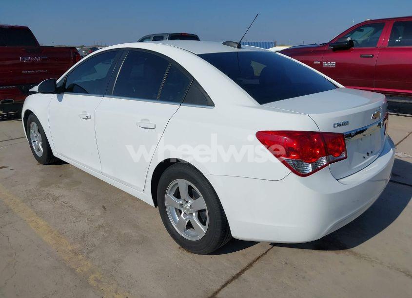Photo 3 of 2015 Chevrolet Cruze 1LT AUTO (VIN 1G1PC5SB1F7214425)