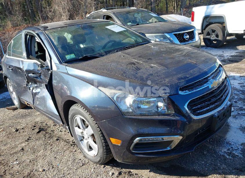 2015 Chevrolet Cruze 1LT AUTO (VIN 1G1PC5SB1F7246937) main photo