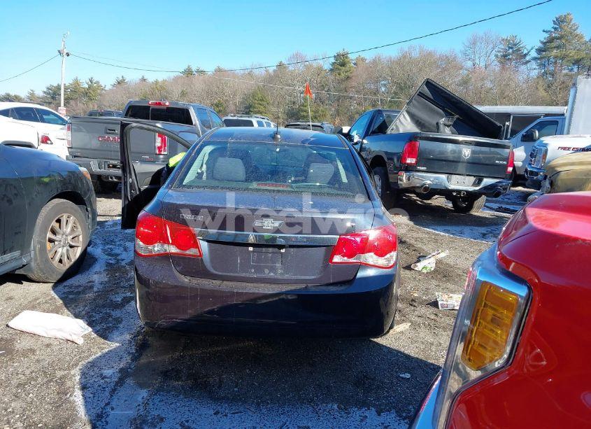 Photo 16 of 2015 Chevrolet Cruze 1LT AUTO (VIN 1G1PC5SB1F7246937)