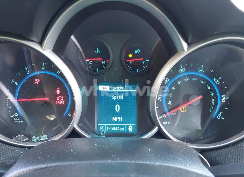 Photo 7 of 2015 Chevrolet Cruze 1LT AUTO (VIN 1G1PC5SB1F7246937)