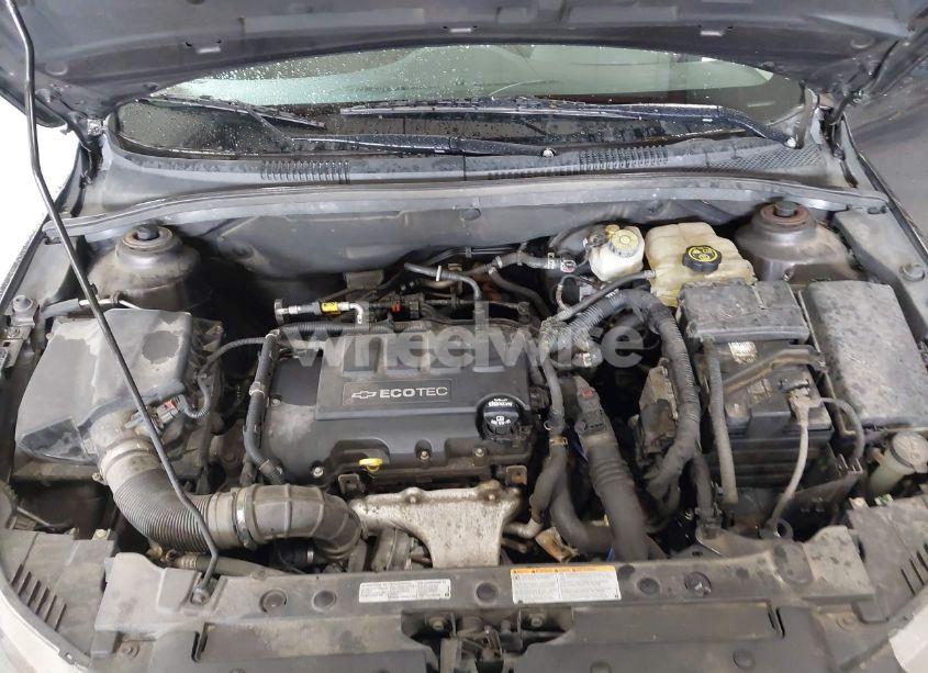 Photo 10 of 2015 Chevrolet Cruze 1LT AUTO (VIN 1G1PC5SB1F7251359)