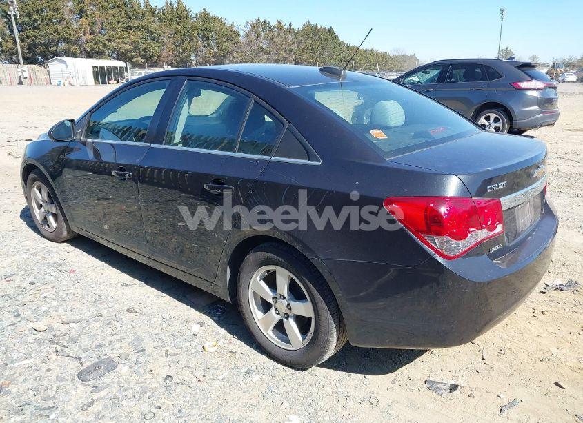 Photo 3 of 2015 Chevrolet Cruze 1LT AUTO (VIN 1G1PC5SB1F7256738)