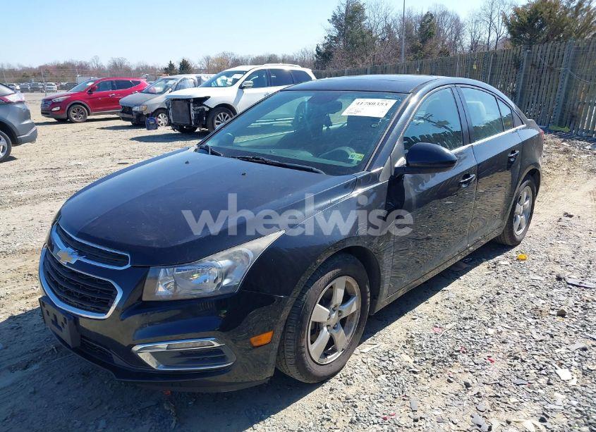 Photo 6 of 2015 Chevrolet Cruze 1LT AUTO (VIN 1G1PC5SB1F7256738)