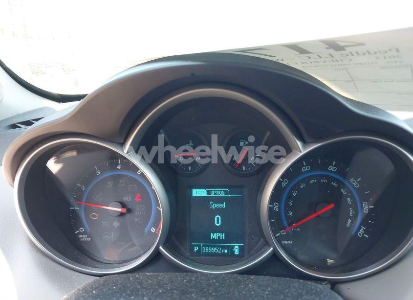 Photo 7 of 2015 Chevrolet Cruze 1LT AUTO (VIN 1G1PC5SB1F7256738)