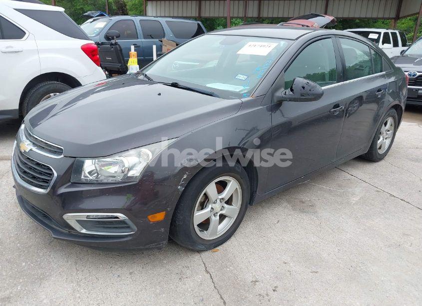 Photo 2 of 2015 Chevrolet Cruze 1LT AUTO (VIN 1G1PC5SB1F7299766)