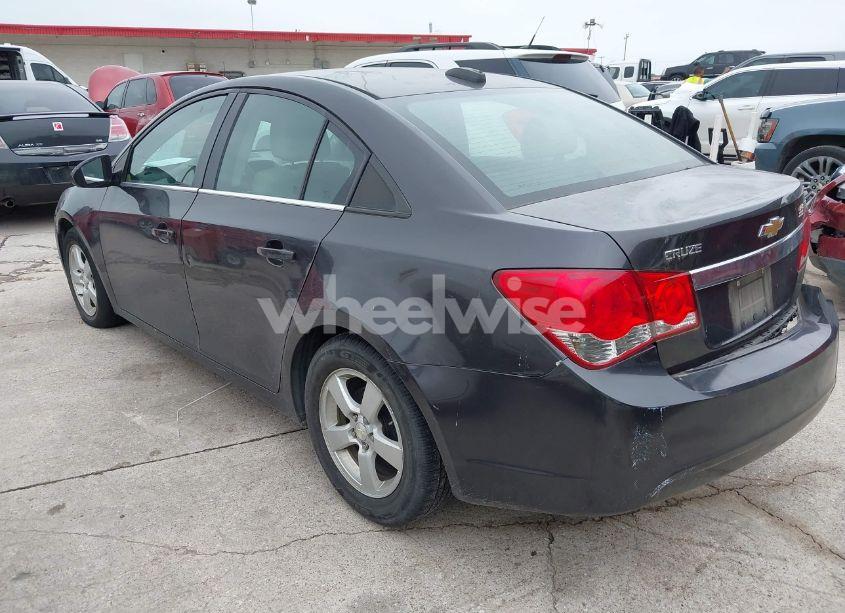Photo 3 of 2015 Chevrolet Cruze 1LT AUTO (VIN 1G1PC5SB1F7299766)