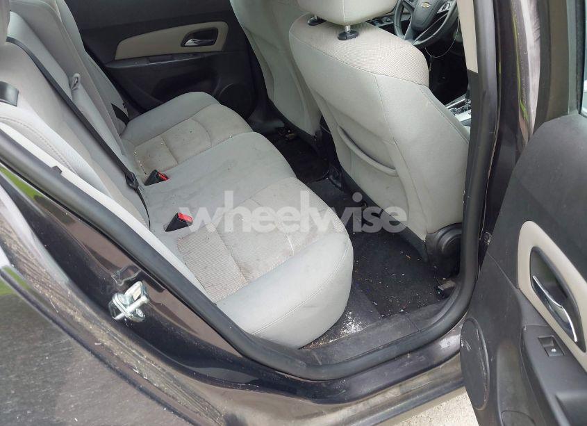 Photo 8 of 2015 Chevrolet Cruze 1LT AUTO (VIN 1G1PC5SB1F7299766)