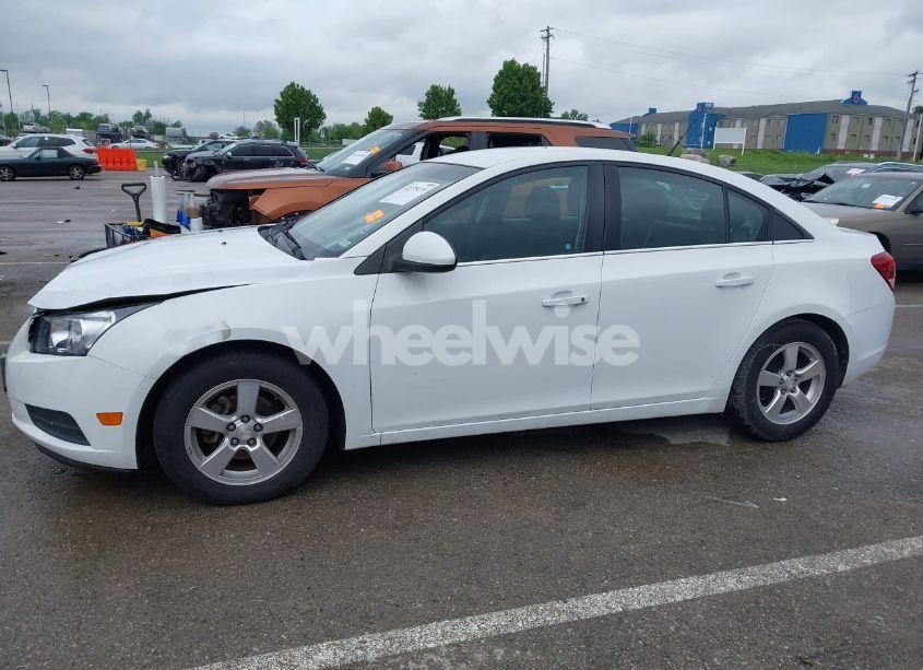 Photo 14 of 2013 Chevrolet Cruze 1LT AUTO (VIN 1G1PC5SB2D7141904)