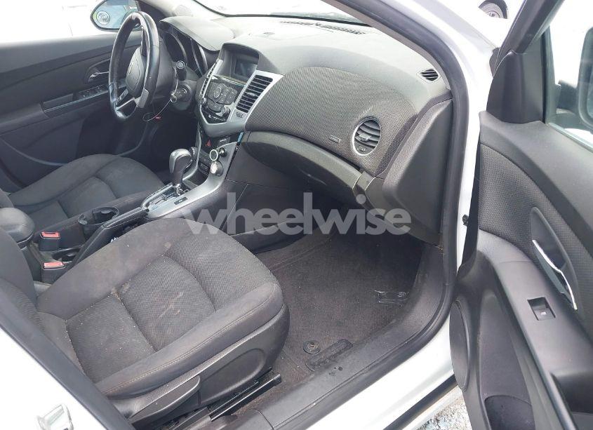 Photo 5 of 2013 Chevrolet Cruze 1LT AUTO (VIN 1G1PC5SB2D7141904)