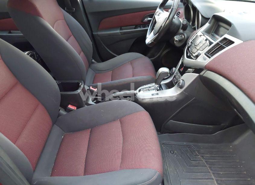 Photo 5 of 2013 Chevrolet Cruze 1LT AUTO (VIN 1G1PC5SB2D7142714)