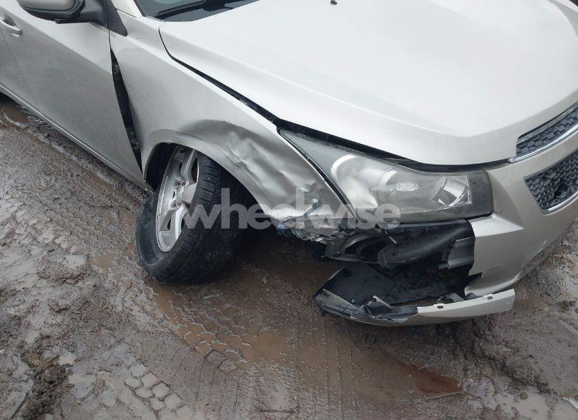 Photo 6 of 2013 Chevrolet Cruze 1LT AUTO (VIN 1G1PC5SB2D7158024)