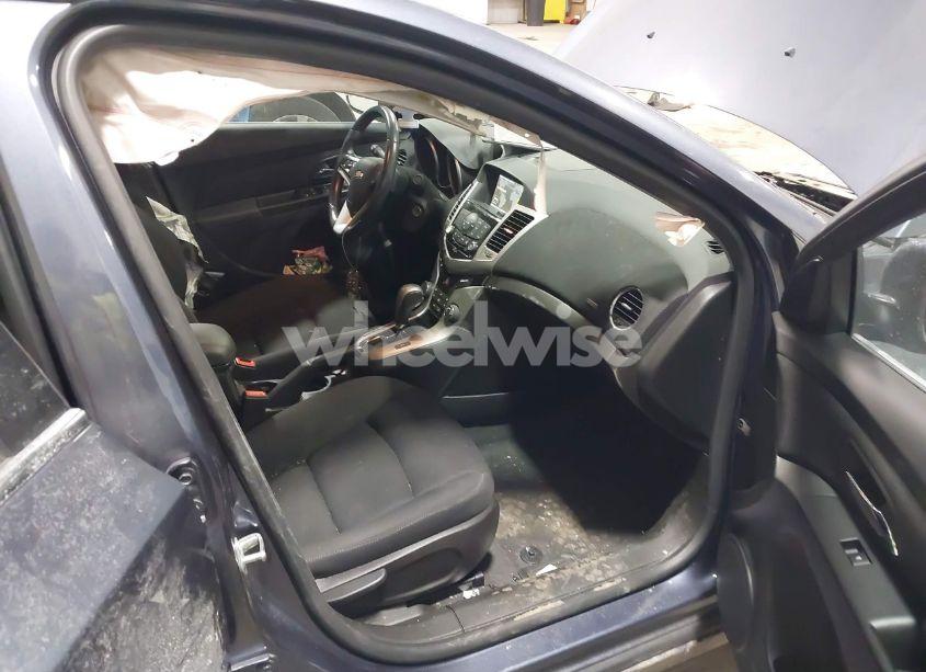 Photo 5 of 2013 Chevrolet Cruze 1LT AUTO (VIN 1G1PC5SB2D7209716)