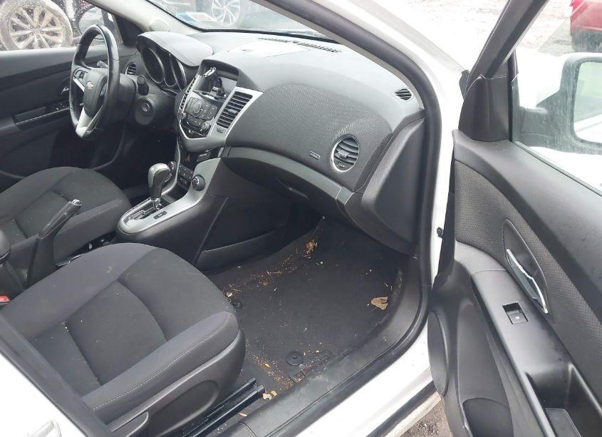 Photo 5 of 2013 Chevrolet Cruze 1LT AUTO (VIN 1G1PC5SB2D7239105)