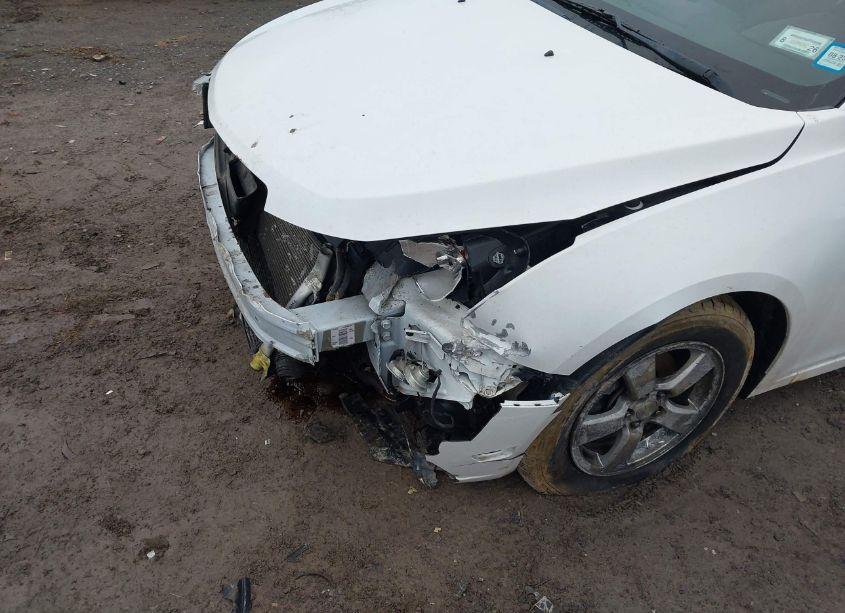 Photo 6 of 2013 Chevrolet Cruze 1LT AUTO (VIN 1G1PC5SB2D7239105)
