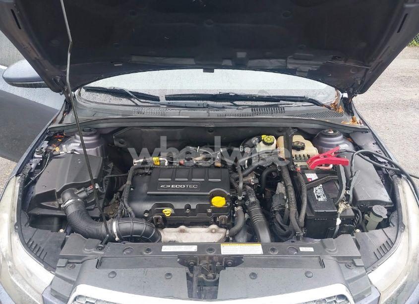 Photo 10 of 2013 Chevrolet Cruze 1LT AUTO (VIN 1G1PC5SB2D7250332)