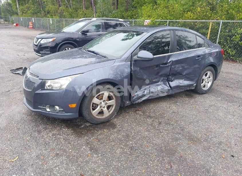 Photo 2 of 2013 Chevrolet Cruze 1LT AUTO (VIN 1G1PC5SB2D7250332)